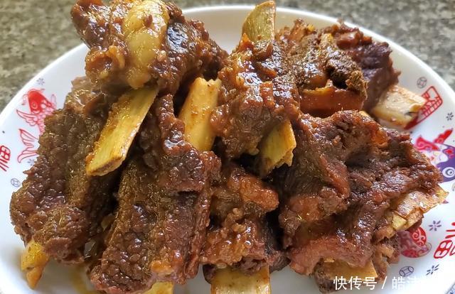  爱吃牛排骨的收藏了，大厨教你新做法，步骤简单，软烂入味超好吃