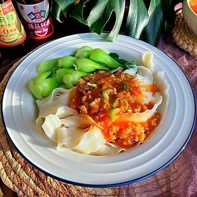 一上桌就被哄抢，这道番茄肉酱面的诱惑我跪服