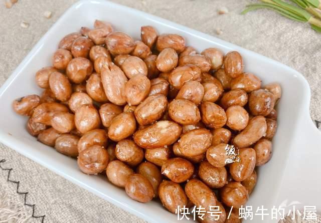 炸花生米，不要直接下油锅，先做这一步，不糊锅，不回软，更酥脆