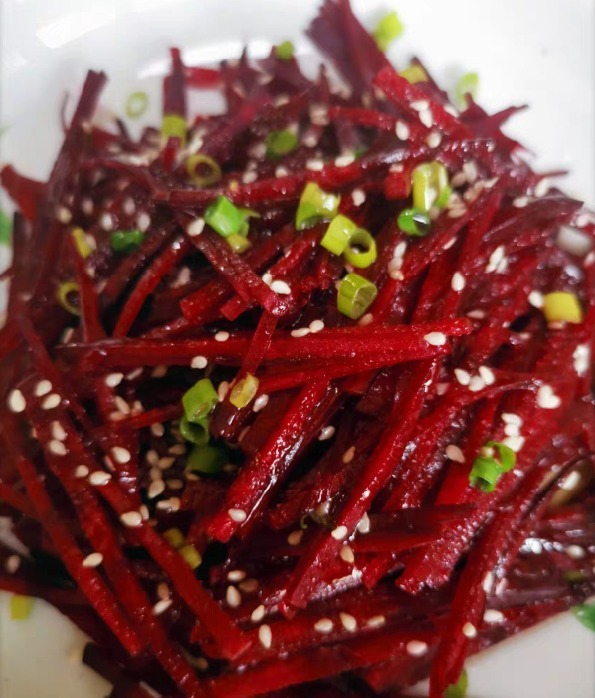 阿胶|建议大家碰到一菜买20斤，称为“穷人的阿胶”，隔三差五吃