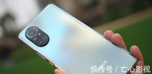 赵明|荣耀国内传喜讯，仅次于vivo与OPPO，国内排第三