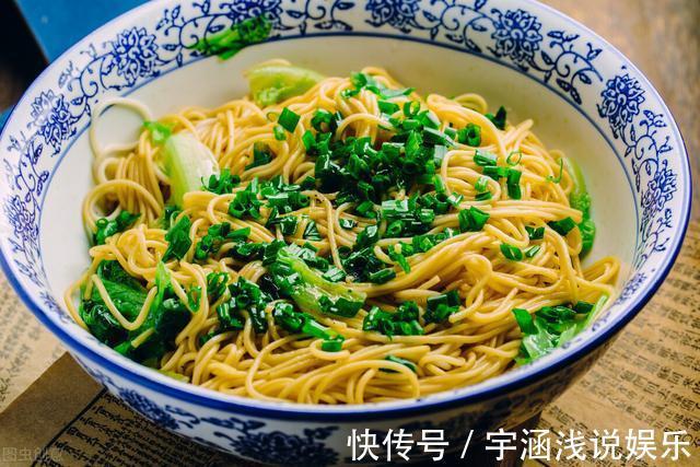 小米椒|中伏到了，别忘了吃面条，这样做酸爽开胃不油腻，连吃两碗不嫌多
