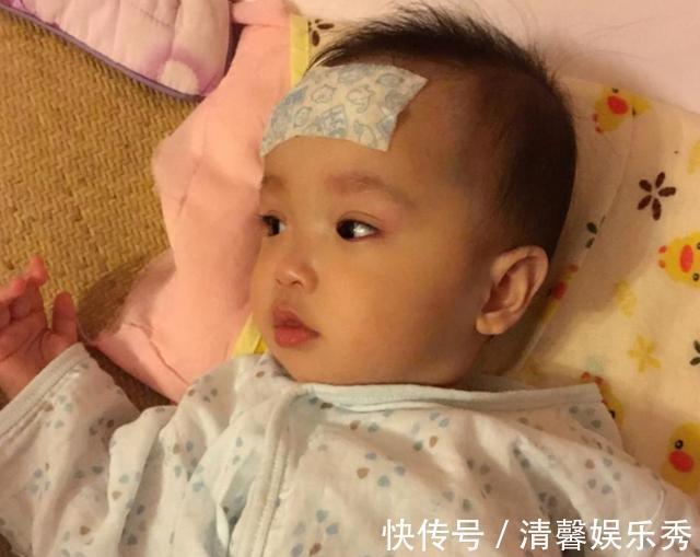 孩子|奶奶送孙女祖传银手镯，手镯一天比一天亮，医生怒斥：赶紧摘掉