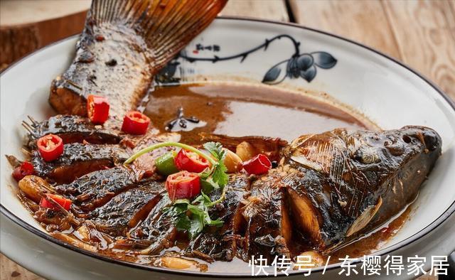 鲜香|不管炖什么鱼，都别用料酒去腥，多放1味料，鱼肉鲜香，还没腥味