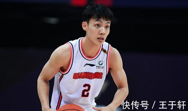 宏远|狂轰30分8助攻!徐杰成广东宏远惨败最大惊喜,朱总该签汤杰了