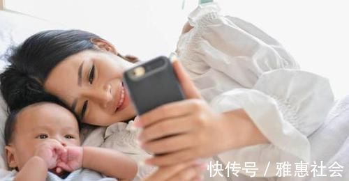 还敢这么抱孩子?当心孩子将来驼背、高低肩,家长可别不当一回事