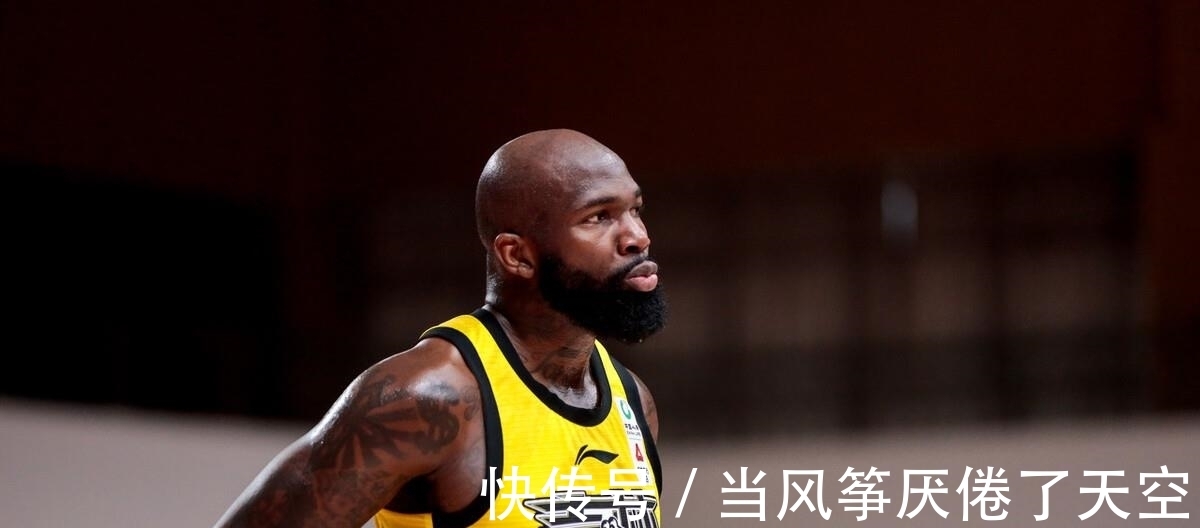 深圳|沈梓捷伤停,琼斯49分10助攻,萨林杰大号两双,吉林险胜深圳