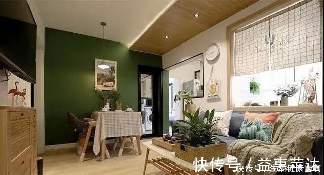 墨绿色|走进她的家,似乎全世界都安静了,65㎡的小公寓里处处是心动!