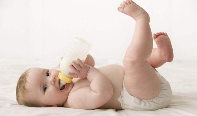 手掌|孩子聪明不聪明,看看小手就清楚了,智商的高低手掌上有信号