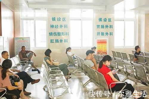 酸痛|50岁女性,总是腰酸背痛,以为得了大病,听了医生的话,放心多了