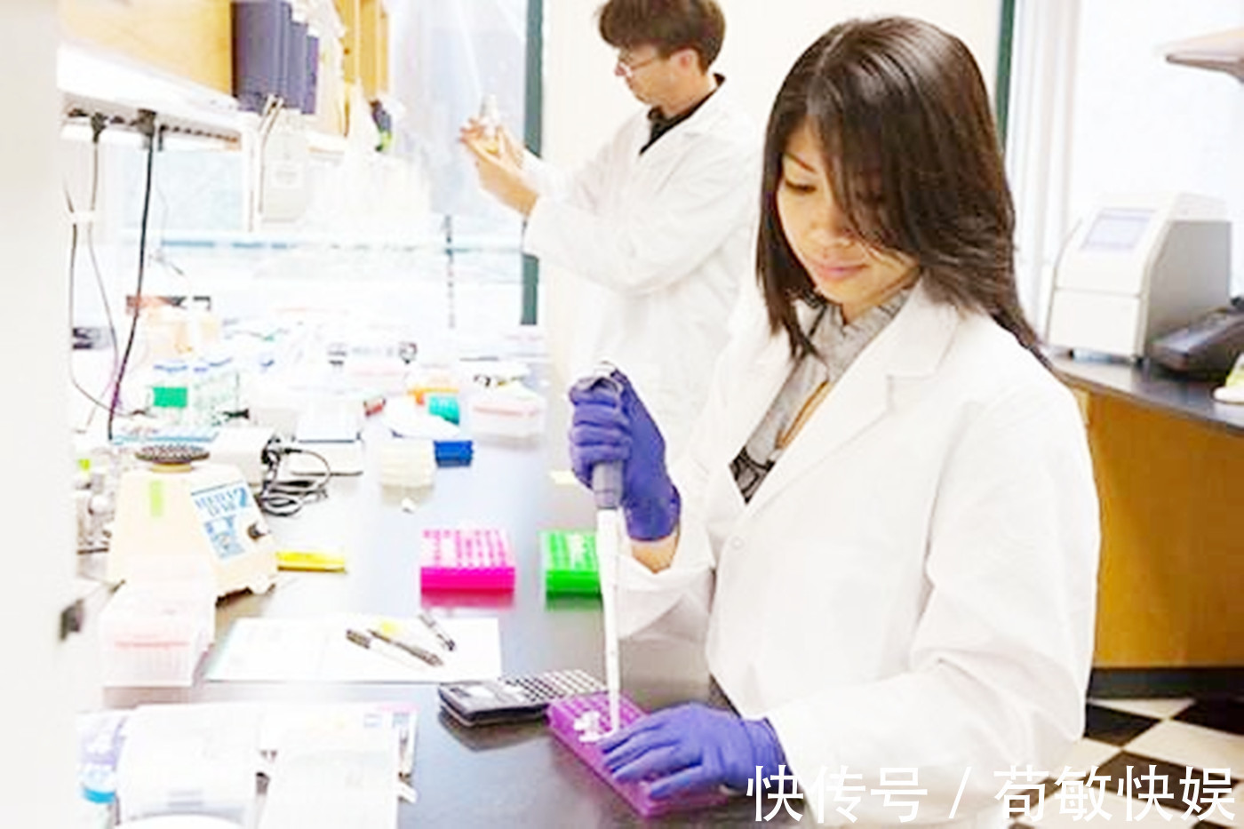 异卵|双胞胎儿子却有一个非亲生,“异卵复孕”的行为,让爸爸难以接受