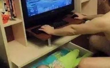 妈妈|妈妈有事外出, 让爸爸帮忙带下娃, 结果画风突变