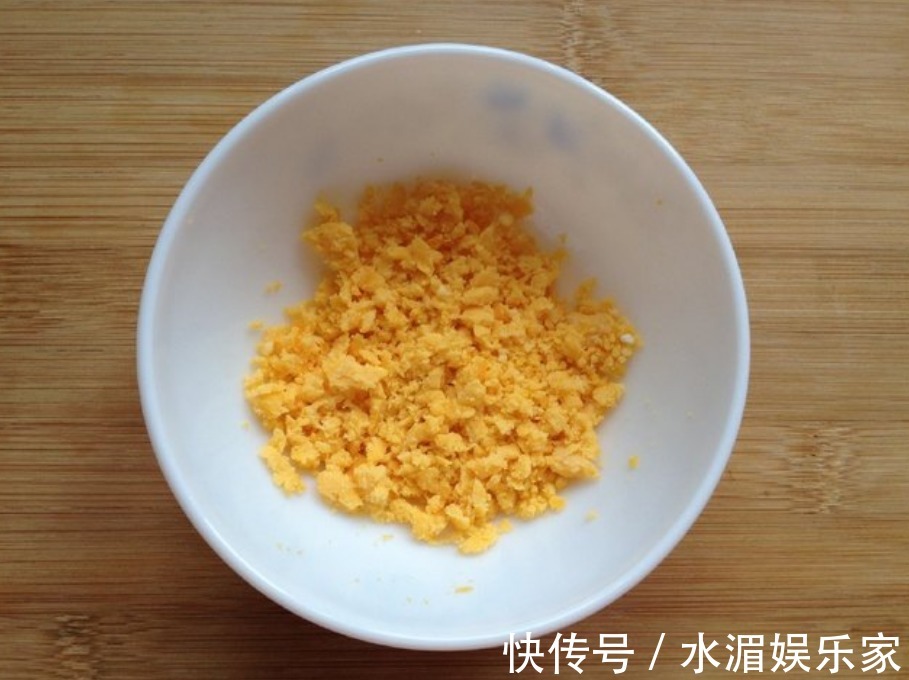 水淀粉|豆腐和它搭配在一起，看起来非常下饭，一上桌大人孩子抢着吃