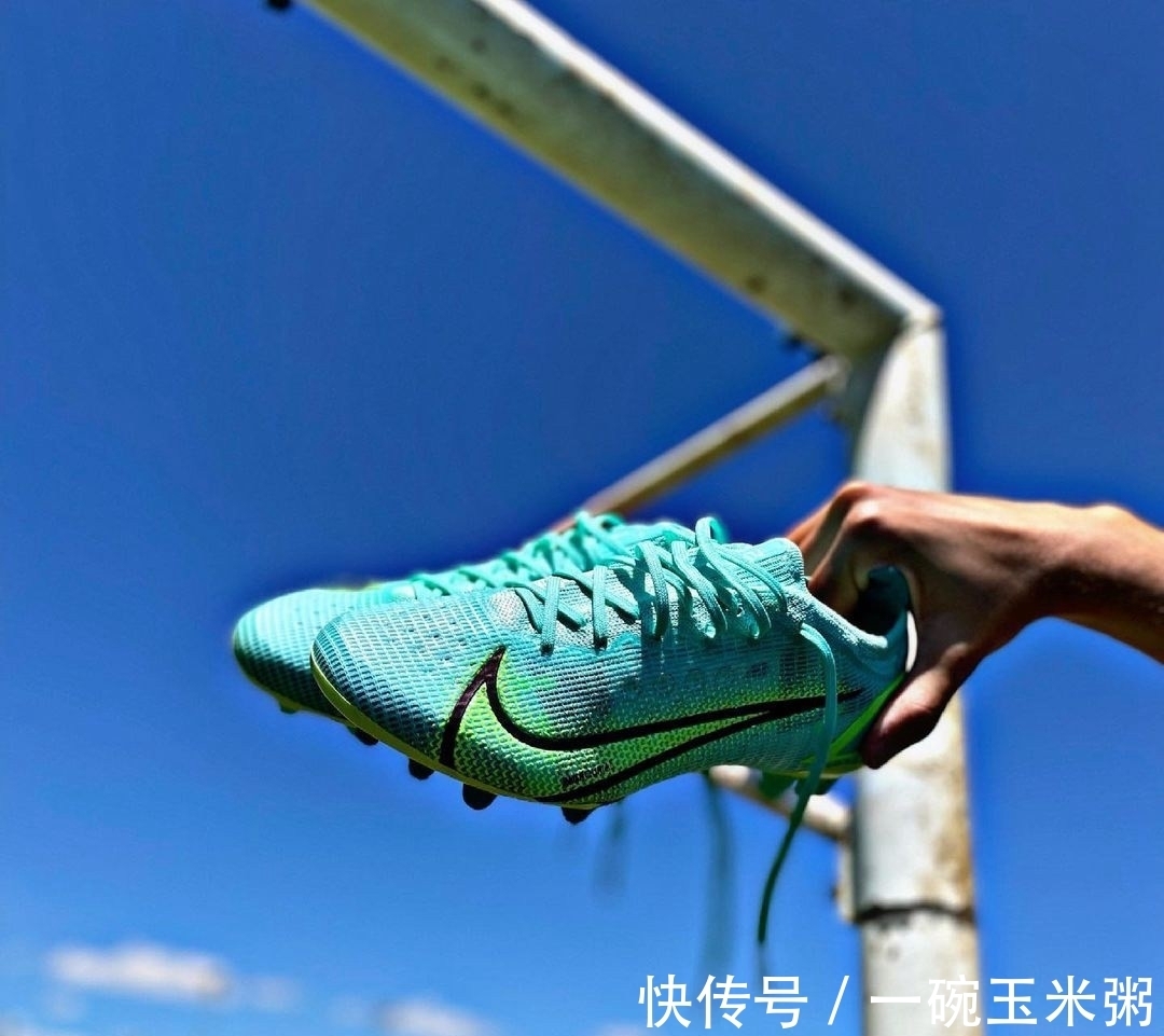 美图|足球鞋美图天天看！外貌鞋会 2021/7/15