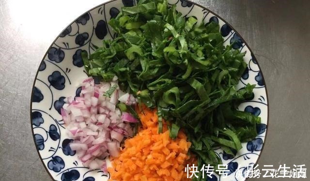 蔬菜饼|小基数减脂多吃它,低脂低卡,营养高口感好,5分钟就能做好!