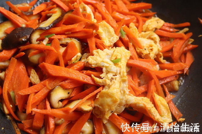 清肠排毒|鸡蛋和它是绝配，隔三差五吃一次，孩子更聪明，女人常吃气色好