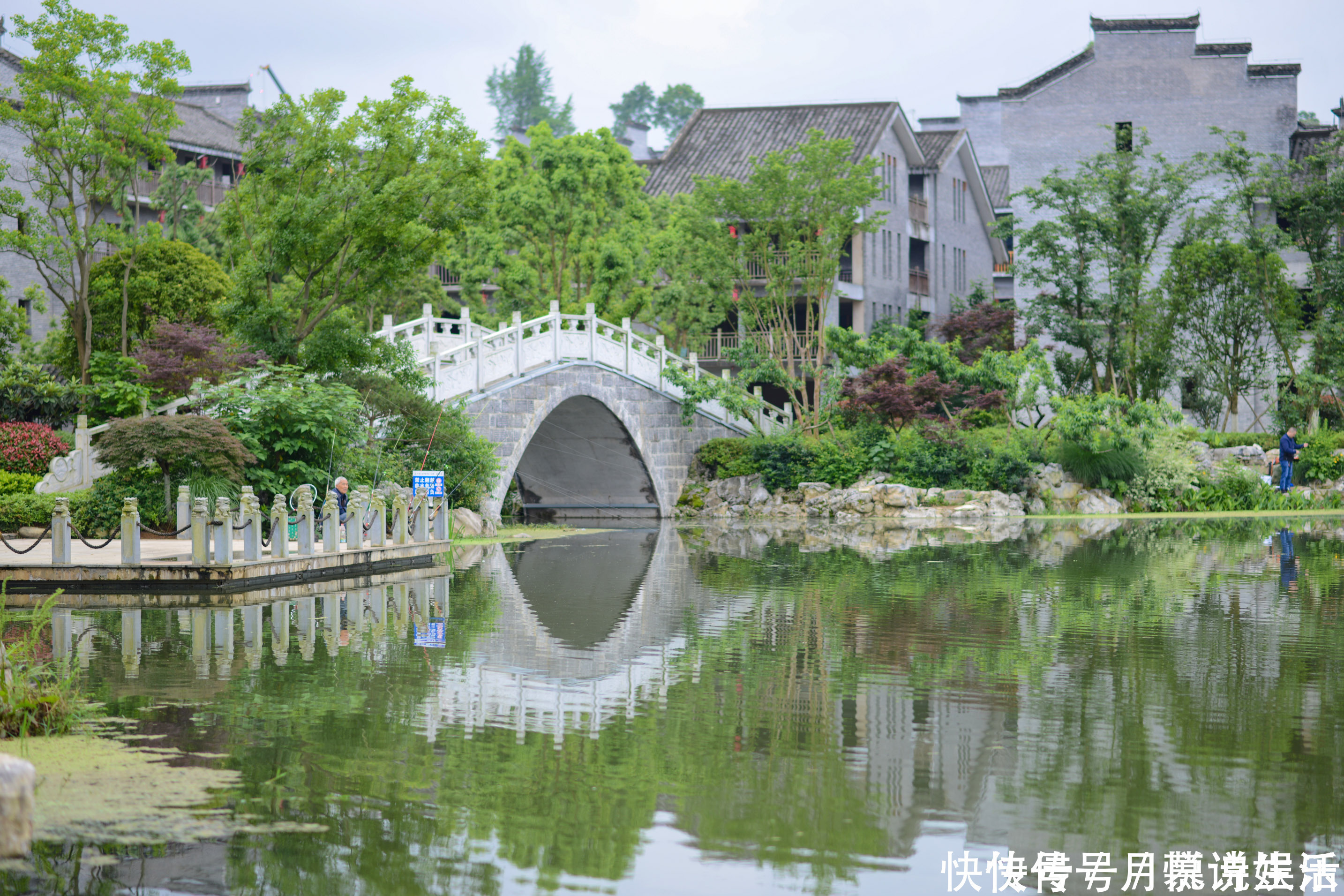 古邑|贵州一座千年古镇，门票免费风景美，还私藏了世界最大的木质戏楼