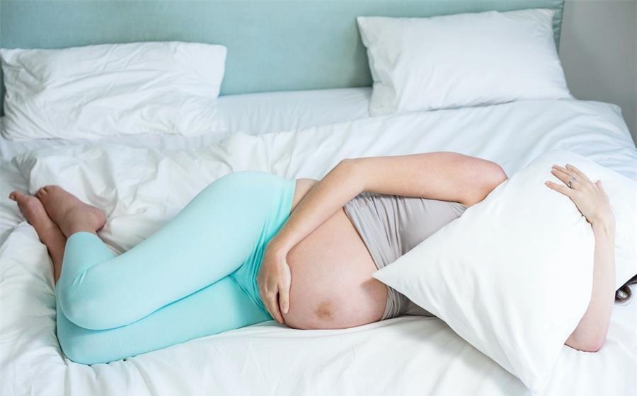 准妈妈|孕期选择哪种睡姿好?坚持“左侧睡”没毛病,其他姿势也值得尝试