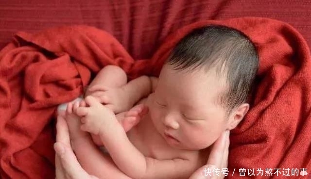 宝宝|宝宝睡觉时,若能有这3个小动作,说明大脑发育很好,家长别打扰