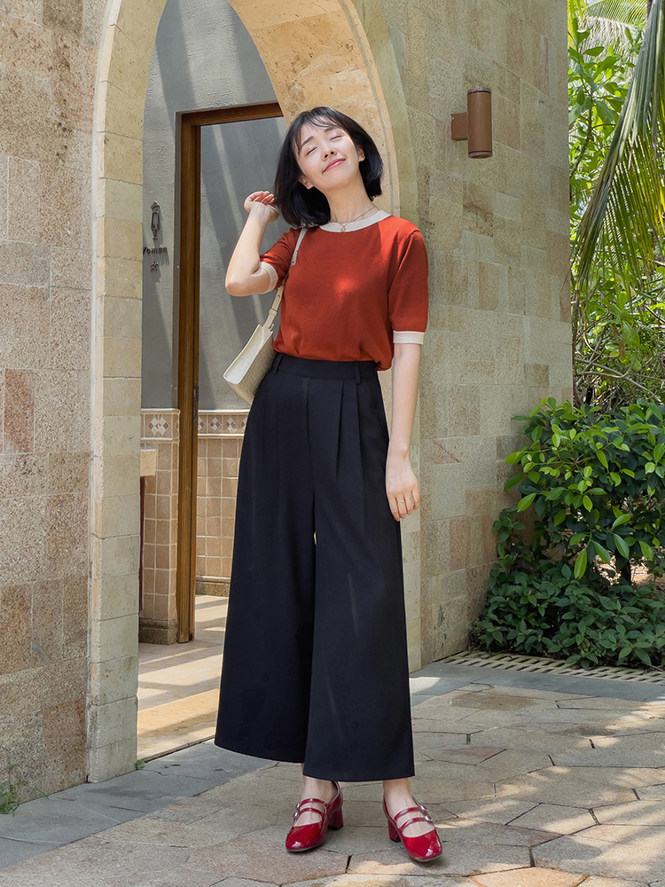 简约|日本小姐姐的简约穿搭又火了,注重细节的搭配,才是真正的高级