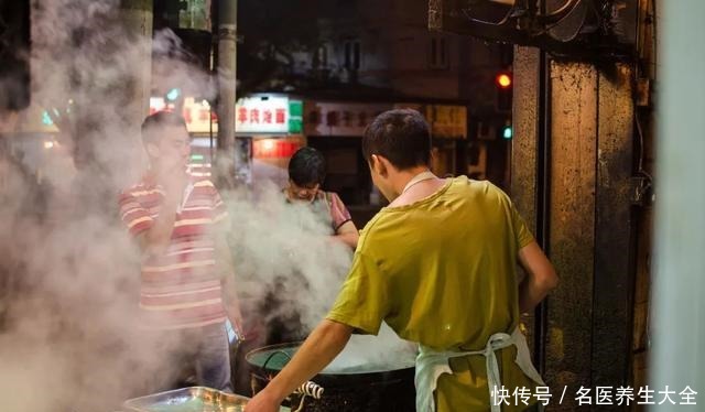 路边摊,中华美食界的半壁江山