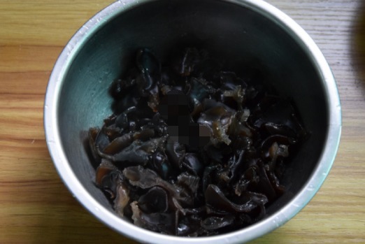 这三种菜焯一焯,切一切,拌一拌,特省事,最适合晚餐吃的凉菜!