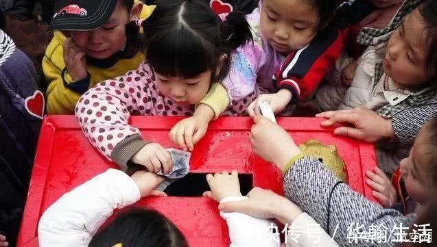 重金钱|孩子到这个年龄,父母真的该给零花钱了,不然长大后容易让你失望