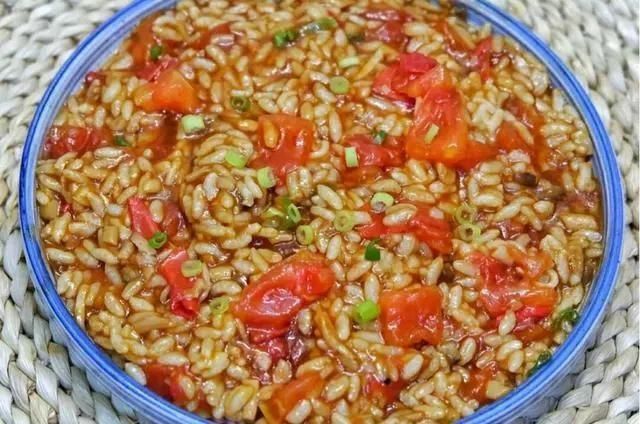 舔盘|剩米饭不要再做炒饭了,教你做更好吃的烩饭,好吃到舔盘