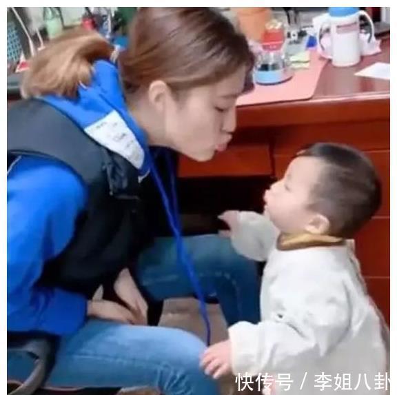 小家伙|宝宝们为了吃想尽各种办法,原来吃货们都这么聪明,不佩服都难!