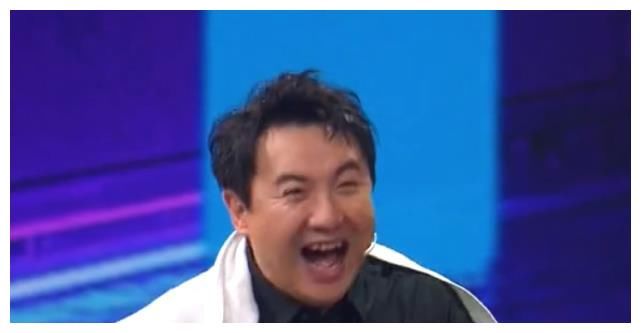 贾玲犀利发问杨幂“合作过最讨厌的三个女艺人”？一旁沈腾笑开花