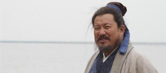 不信|辞官归隐的宰相,若与正七品县令对比谁职权更大说出你都不信