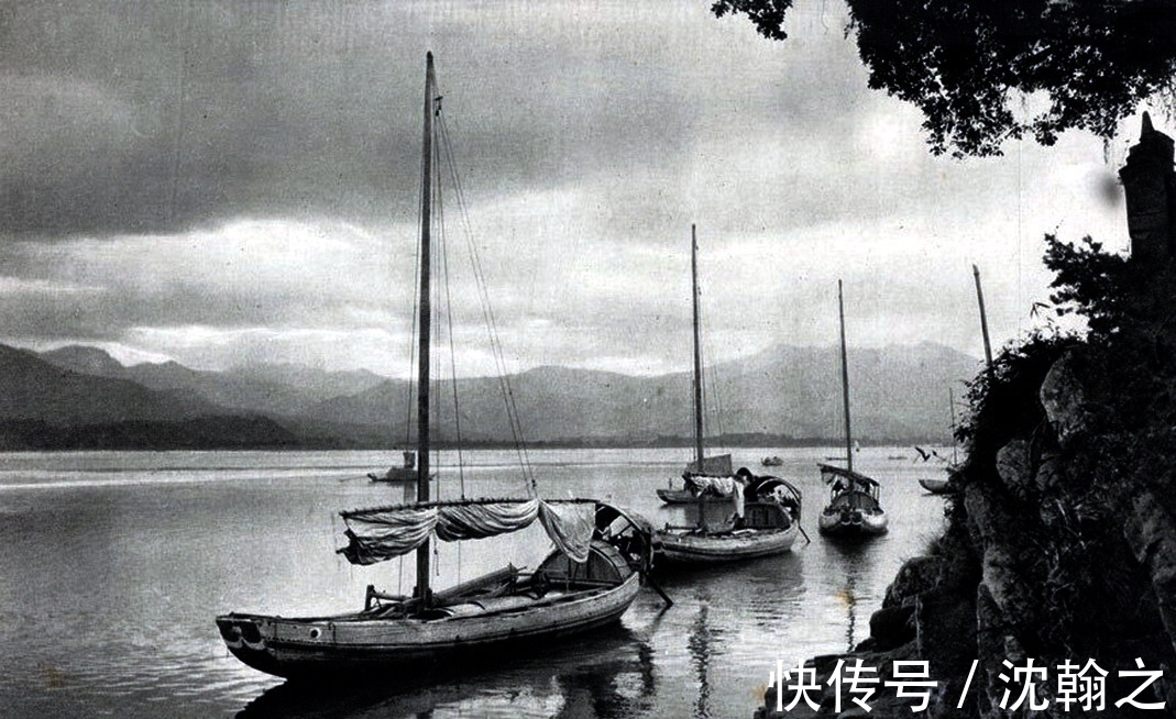 白居易$李商隐：仕途困厄苦忧伴，三峡歌吟古今传