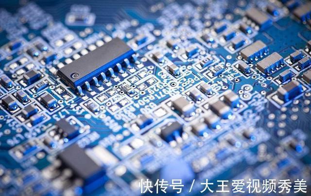 iphone|俄罗斯芯片90赖进口,没有光刻机,为啥不怕美国卡脖子