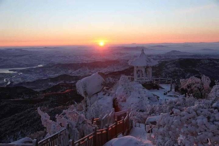 仙境|小雪之后的沂山峰顶仿佛人间仙境