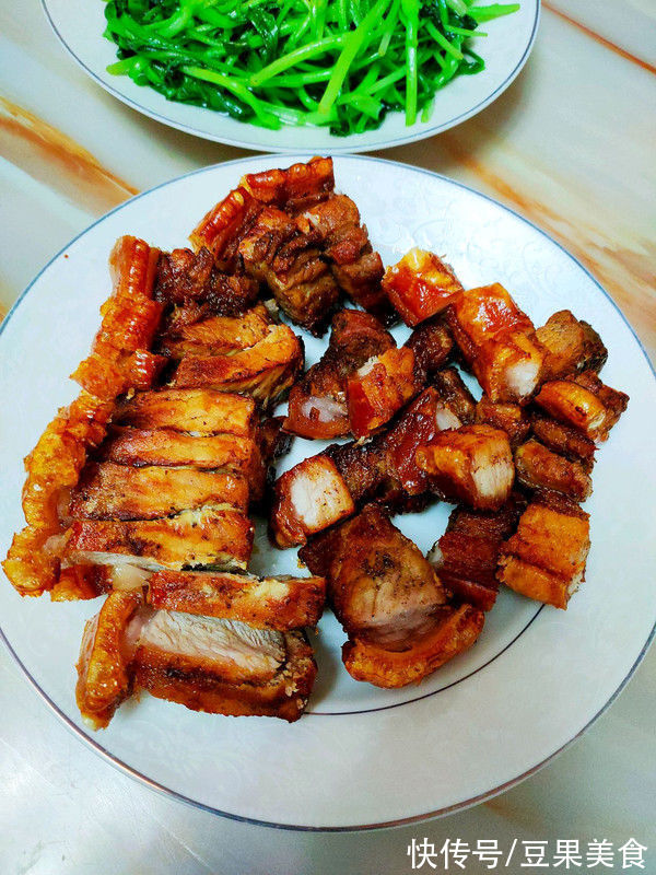 简单易做脆皮烤肉~五花肉的另一种吃法！全家人都爱