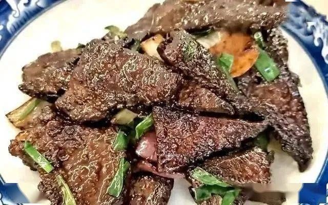 猪肉|吃一斤它，相当于吃2斤羊肉，3斤猪肉，22元一斤，人人都能吃得起