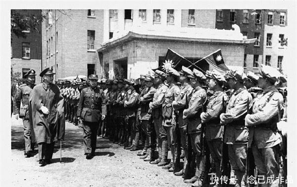 黄埔军校|他因体测不通过被黄埔军校淘汰,回到战场后,令日军闻风丧胆