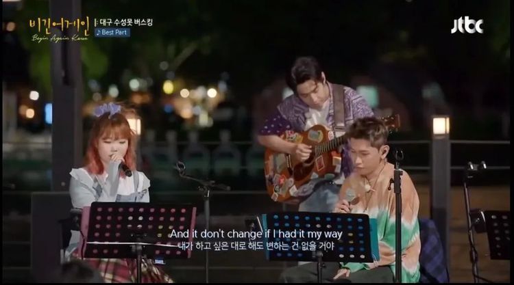 因没观众缘，被何炅黄磊踢出群聊，却在国外被万人追捧！