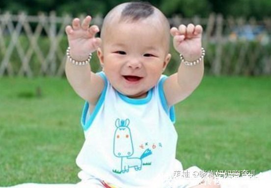 宝宝|宝宝出生多久可以带出门?不必一直“家里蹲”,听听医生怎么说