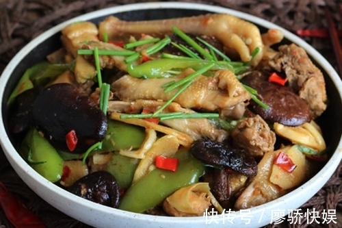 鱼香茄条|如此可口的家常菜,养胃又下饭,超解馋,请客吃饭也相当不错!