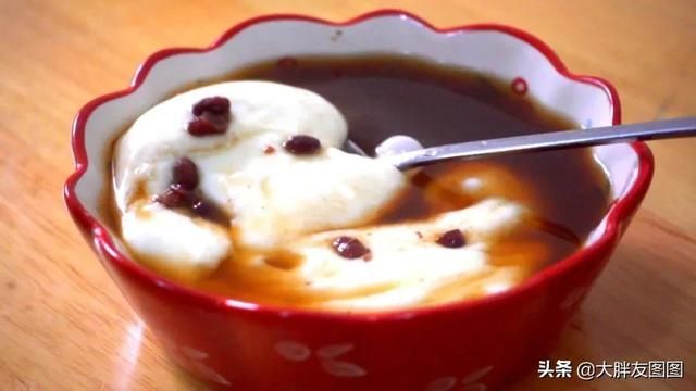 牛奶水麻薯,5分钟就能搞定的甜水美食,无烤箱,滑溜溜,绝了