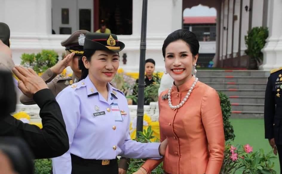 诗尼娜|为什么苏提达可以当王后,诗尼娜却只能当贵妃呢?