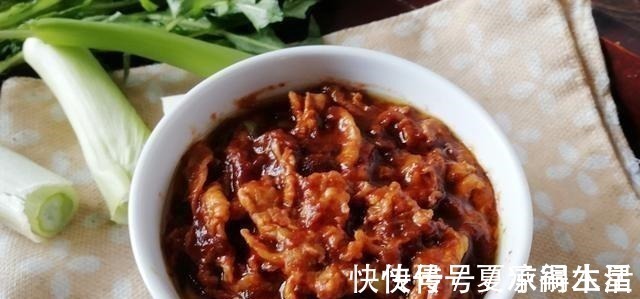 黄豆酱|老一辈传下来的“鸡蛋酱”做法,做一次三天不炒菜,怎么吃都方便!