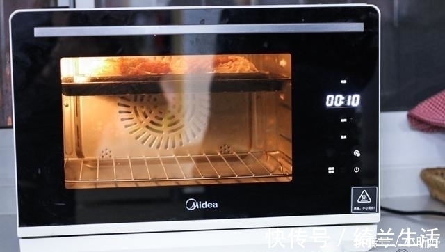 蒸鱼豉油|最爱吃这菜,只要蒸一蒸,10分钟就上桌,几天不吃就嘴馋!