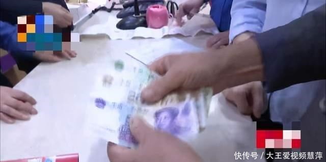 老人|老人买发臭猪蹄要求赔偿，商家拒赔十几天后才来，2斤变7两