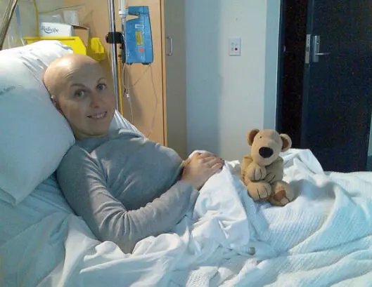 人类|两个月治好癌症，120万的CAR-T会成为人类终结癌症的绝招么？