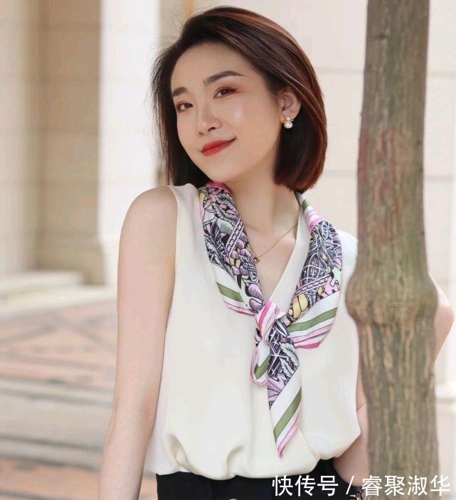 极简|拒绝太过花哨的穿搭，极简风穿搭就很高级，简约又不失温柔