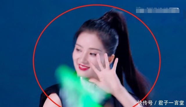 毛晓彤 《创4》助演嘉宾亮相,毛晓彤不像33岁,鞠婧祎画风跟其他人不同