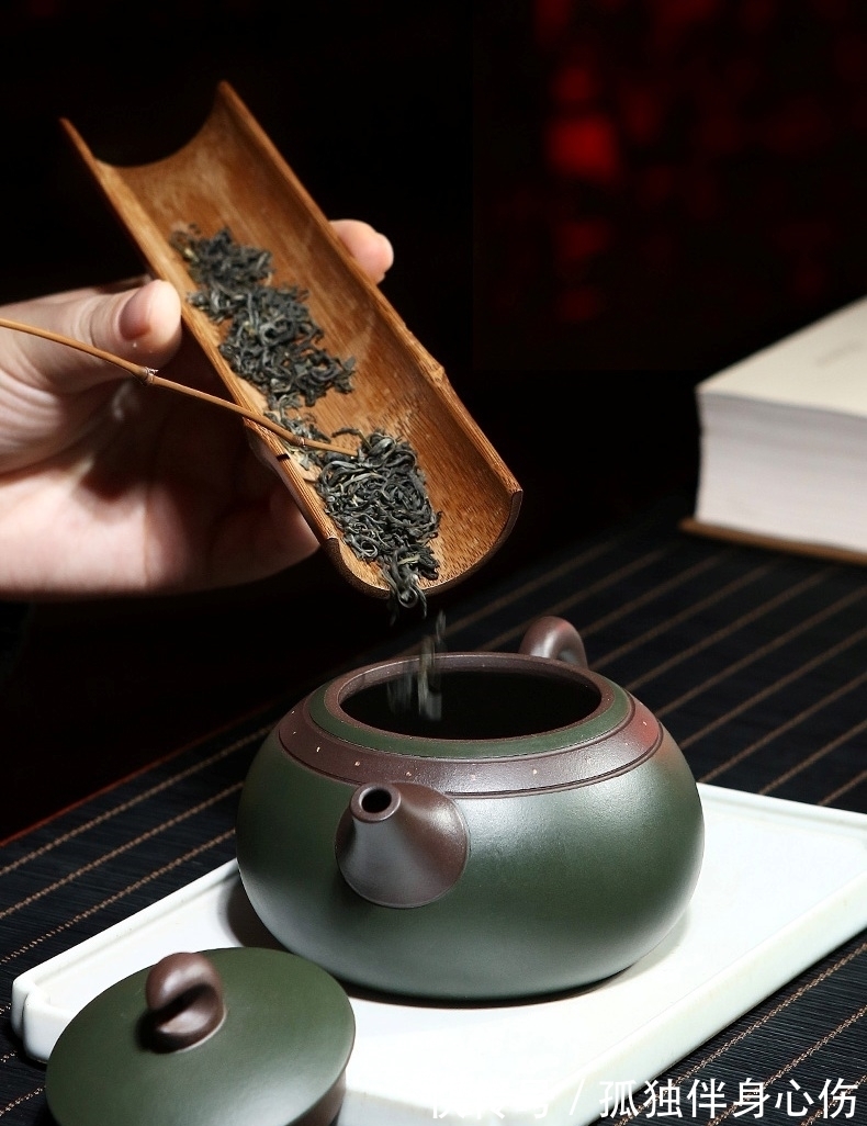 茶类@为什么这类茶最好不用紫砂壶冲泡?看完此文,总算是搞明白了