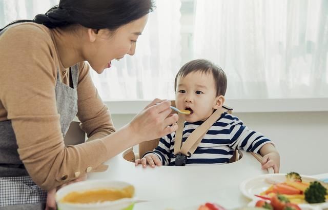 教你4道简单的健康辅食做法,宝妈学起来